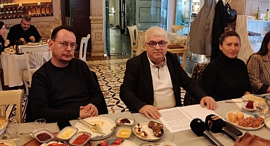 Tülek; "Ülkemizin geleceği için bir araya gelmeye bizler hazırız"