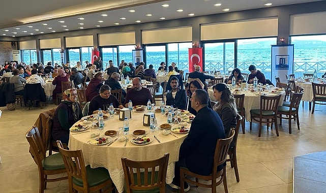 Vali Aktaş, engelli dostlarla buluştu