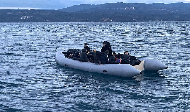 Ayvacık&#039;ta 37 kaçak göçmen kurtarıldı
