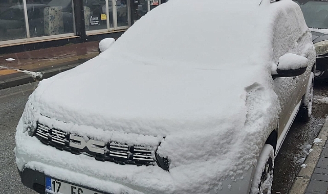 Çanakkale&#039;de kar yağışı etkili oldu