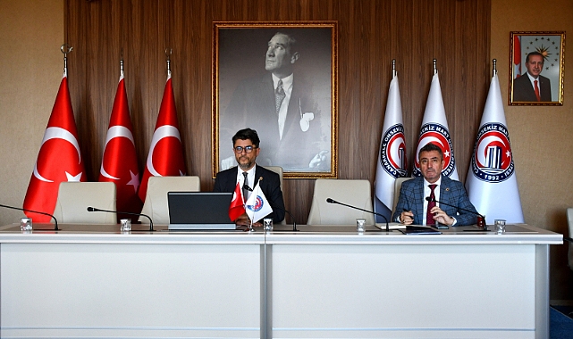 ÇOMÜ, Veriye Dayalı Stratejik Yönetim ile Akademik Performansını Yükseltecek