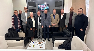 İYİ Parti'den Çanakkale İnternet ve Sosyal Medya Basın Mensupları Derneği'ne ziyaret