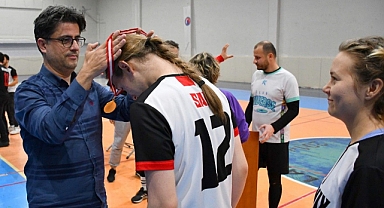 ÇOMÜ'de Frizbi Salon Şampiyonası heyecanı!