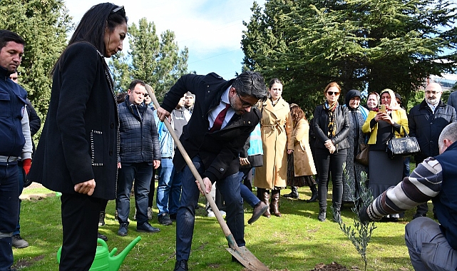 ÇOMÜ Rektörü Erenoğlu; &quot;Acımız taze, yaramız derin&quot;