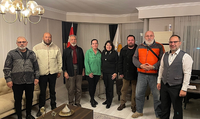 İskenderoğlu; &quot;Çanakkale&#039;yi sizlerle, STK&#039;larımızla, hemşehrilerimizle birlikte yönetmek istiyoruz&quot;