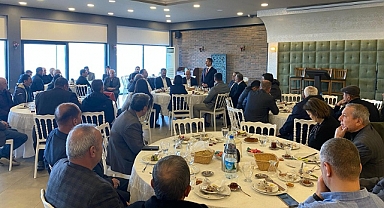 Vali Aktaş muhtarlarla bir araya geldi