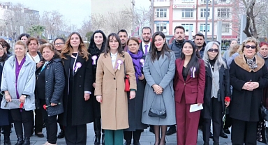 8 Mart törenle kutlandı