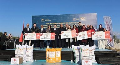 Bakan Yumaklı; "Türkiye dünyada ilk 10 tohumcu ülkeden bir tanesidir"