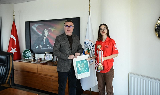 Başkan Arslan&#039;dan Dilek Türünz&#039;e tebrik