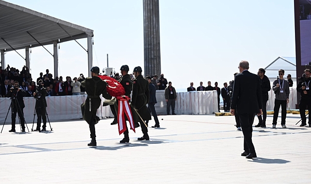 Erdoğan; &quot;Çanakkale ruhu, yolumuzu aydınlatmaya hep devam edecek&quot;