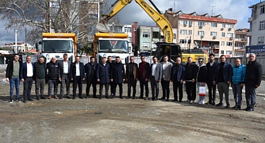 Ezine Kent Meydanı Projesi çalışmaları başladı