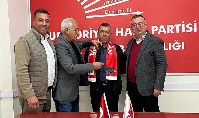 Kepez&#039;de AK Parti Meclis Üyesi CHP&#039;ye katıldı