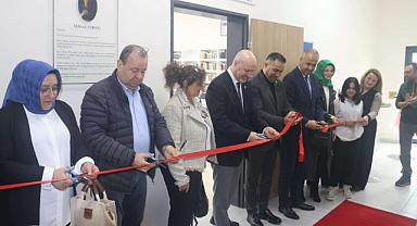 Mahmut Turhal Kütüphanesi hizmete açıldı