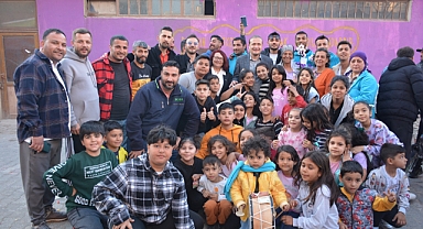 Başkan Öztürk, Romanlar Günü'nü kutladı