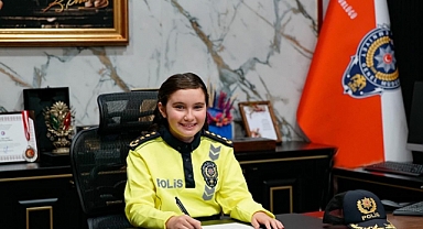 Çanakkale'de İl Emniyet Müdürü Arıcı koltuğunu Bade Nehir’e devretti!