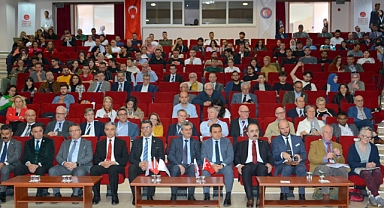 Çanakkale Savaşları Sempozyumu gerçekleştirildi