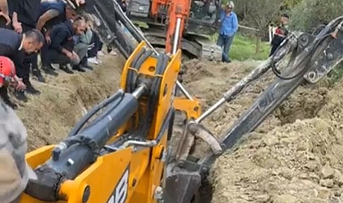 Göçük altında kaldılar! 2 kişi hayatını kaybetti!