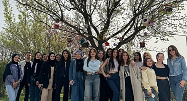 Kuşlar için özel yuvalar hazırladılar