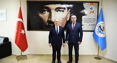 Türkiye'de seçim rekorları kıran başkan Kepez'i ziyaret etti