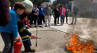 "Afete Karşı El Ele"