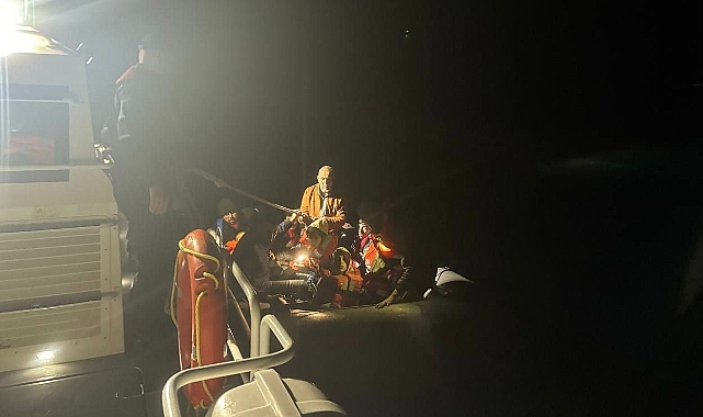 Ayvacık açıklarında 14 kaçak göçmen kurtarıldı