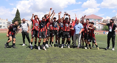 Çanakkale Gençlerbirliği şampiyon!