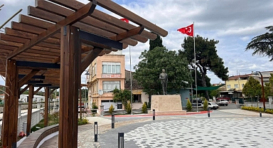 Ezine'de Zübeyde Hanım Meydanı yenilendi