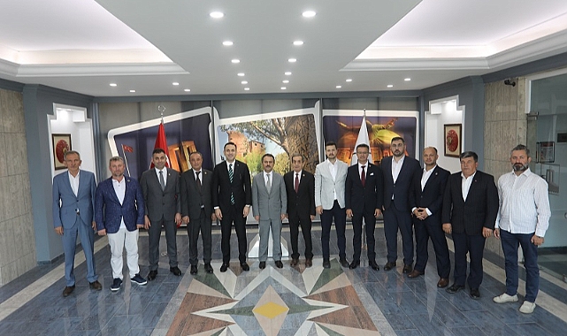 AK Parti&#039;den Çanakkale Valiliği&#039;ne ziyaret