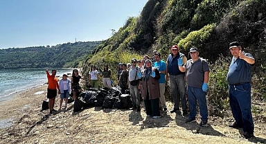 Karanlık Limanda çevre temizliği