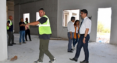 Rektör Erenoğlu yurt inşaatını inceledi