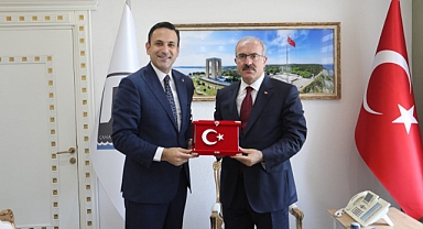 AK Parti'den Vali Toraman'a ziyaret