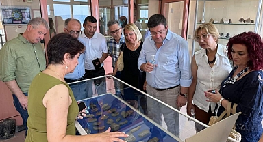 Başkan Erkek'ten müze ziyareti