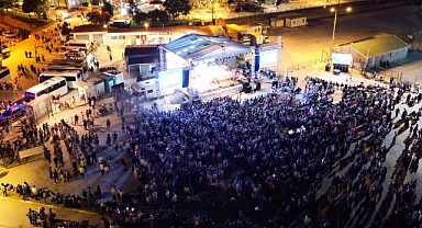 Güvenlik gerekçesi ile sahneye çıkmadı, konser iptal oldu