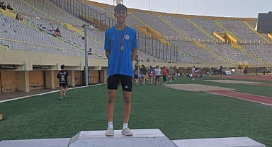 Hüseyin Ege Arslan'dan Türkiye birinciliği