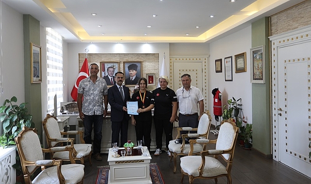 Özden&#039;den Vali Aktaş&#039;a ziyaret