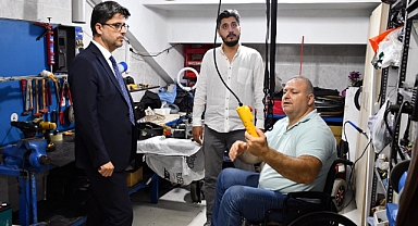 Rektör Erenoğlu, Türkiye Sakatlar Derneği Çanakkale Şubesi'nin projelerini dinledi