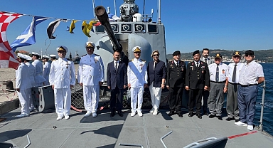 TCG Fırtına Gemisi ziyarete açıldı