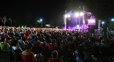 Özgürlük Parkı'nda muhteşem gece