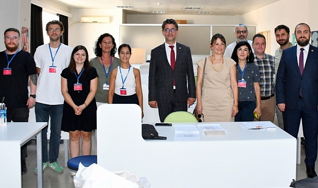 Rektör Erenoğlu; &quot;Fakültemize yoğun bir başvuru var&quot;