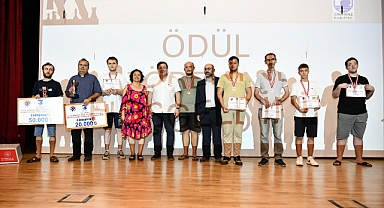 Satranç Turnuvası'nda ödüller sahiplerini buldu
