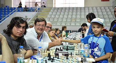 Troya Uluslararası Açık Satranç Turnuvası başladı