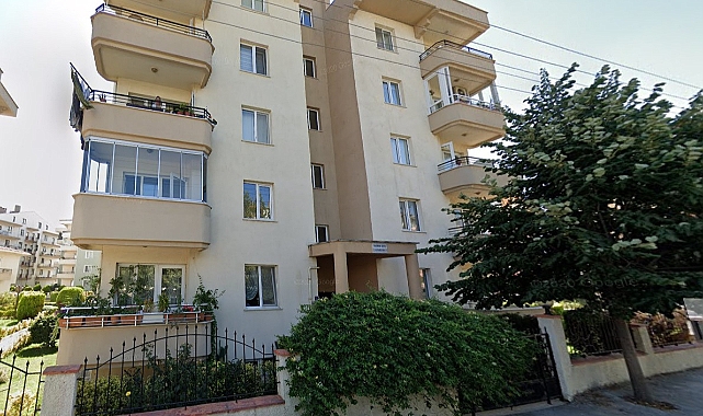 4. Kattan düşen yaşlı kadın hayatını kaybetti