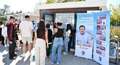 Çanakkale Belediyesi'nden öğrencilere ulaşım kartı hizmeti