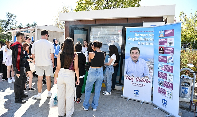 Çanakkale Belediyesi&#039;nden öğrencilere ulaşım kartı hizmeti