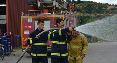 Lapseki'de yangına müdahale eğitimi
