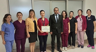 Teşekkür belgesiyle ödüllendirildiler