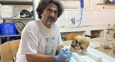 Troya Ören Yeri kazılarında önemli keşif! 13-14. yüzyıla ait iskelet bulundu!