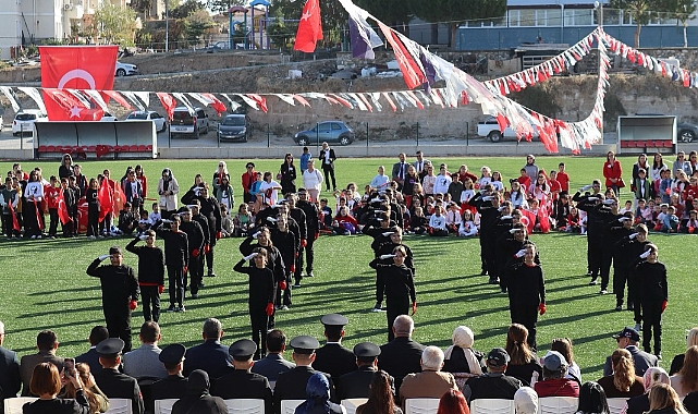 Geyikli&#039;de Cumhuriyet coşkusu