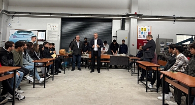 Başkan Elbi, öğrencilerle buluştu