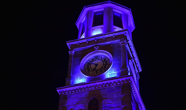 Diyabet farkındalığı için mavi ışık